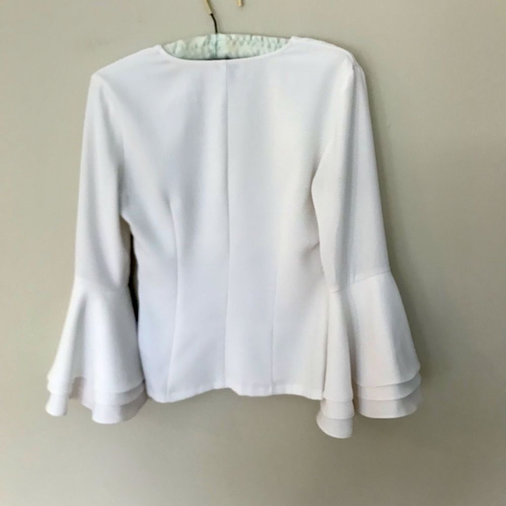 Bebe bell sleeve v neck blouse - Picture 6 of 9